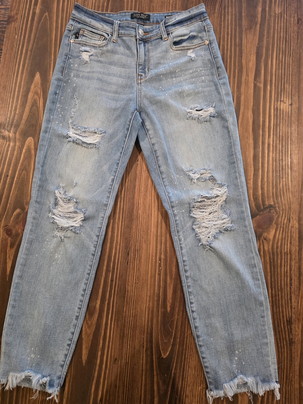 Judy Blue Boyfriend Fit Distressed Jeans Size 7/28 Light Wash Frayed Hem Stretch